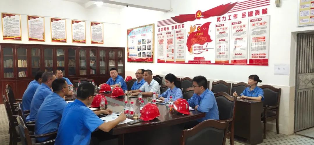 海南礦業(yè)黨委副書記許達(dá)全深入聯(lián)系點(diǎn)調(diào)研重點(diǎn)事項(xiàng)落實(shí)情況